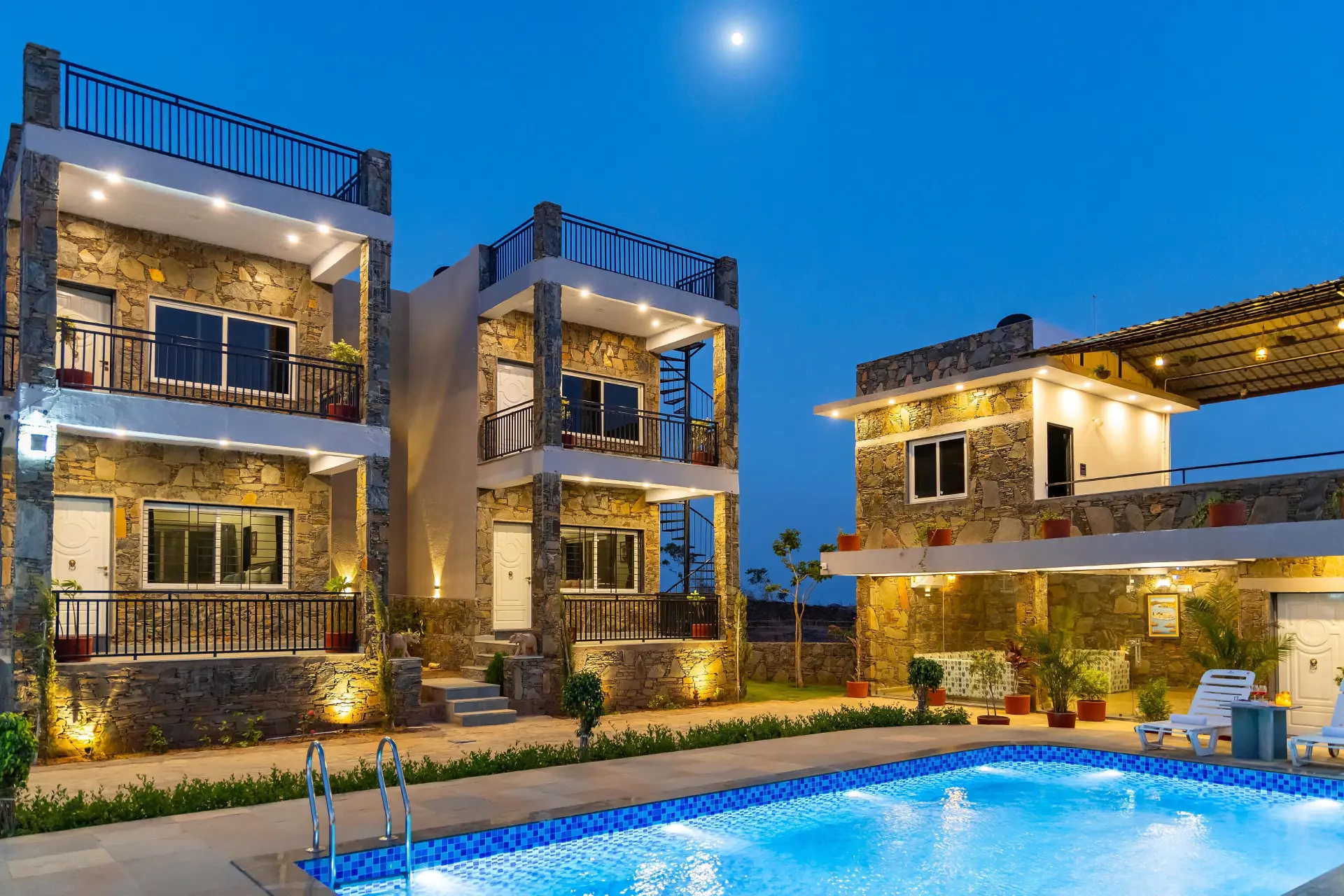 4 BHK Villa With Lounge In Udaipur - VODRJ292-Udaipur-banner