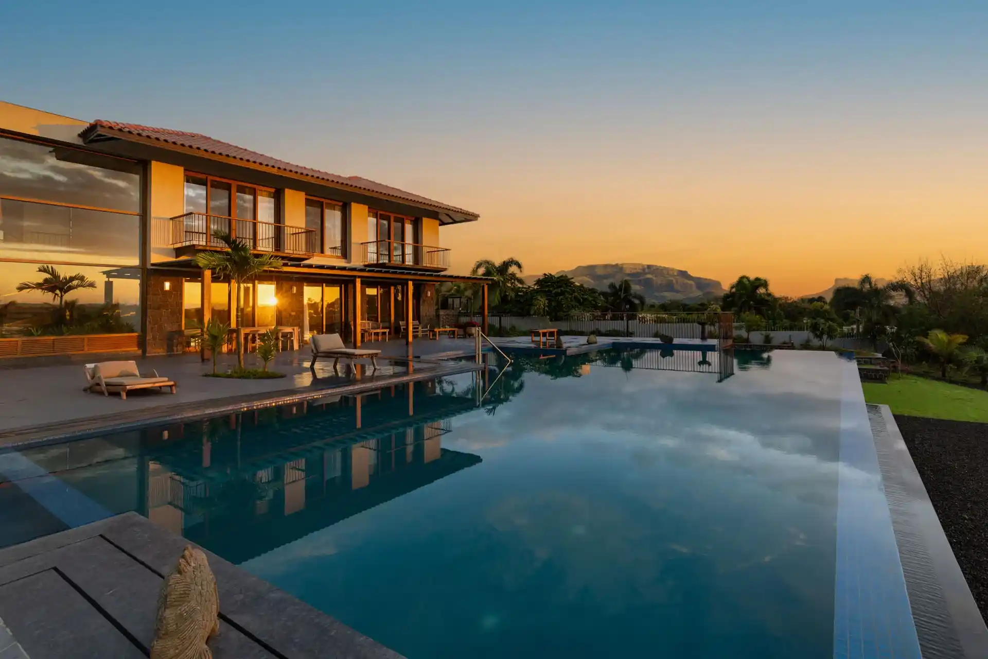 5 Bedroom Infinity Pool Villa In Nashik - VODMH457-Nashik-banner