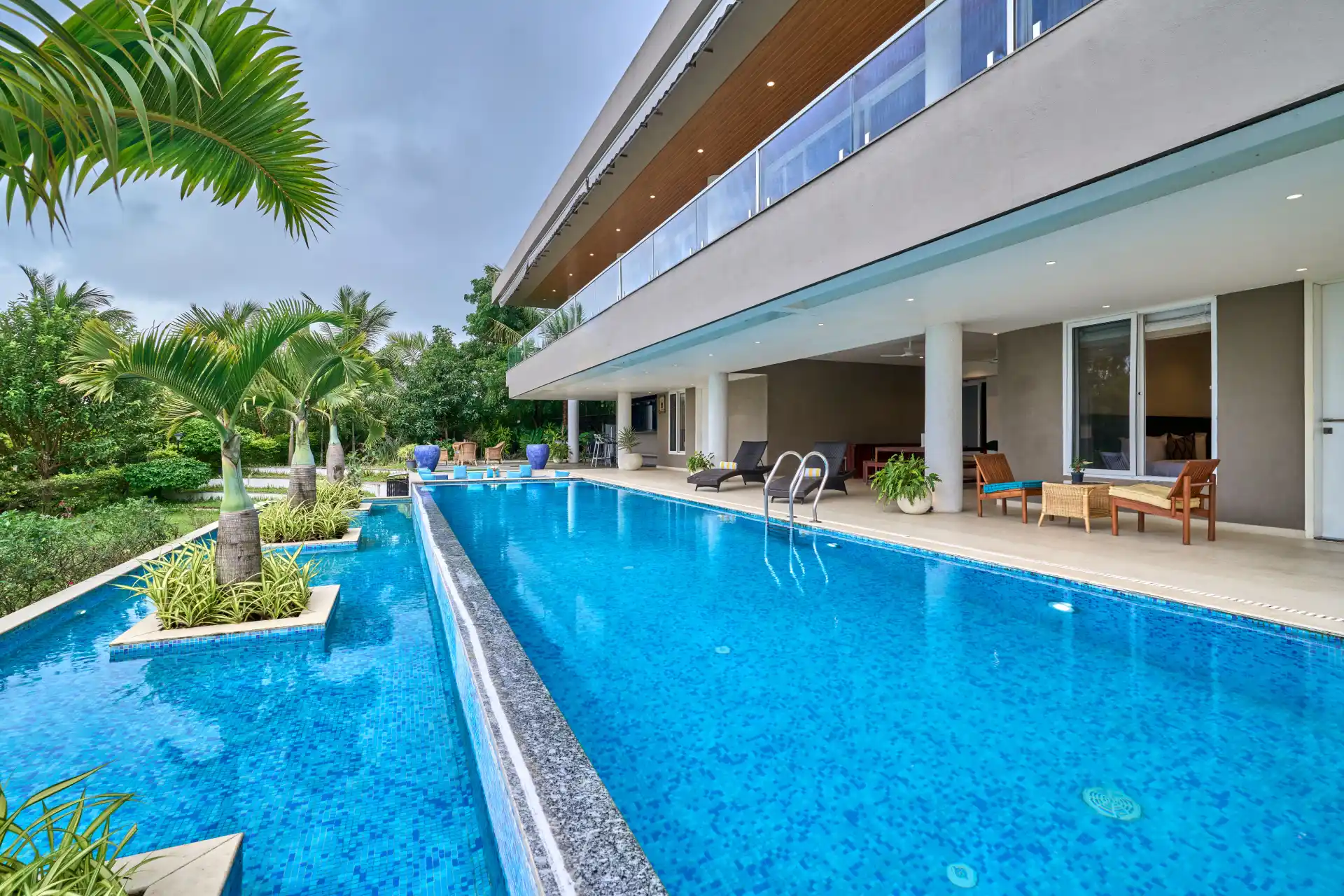 7 Bedroom Pet Friendly Villa In Nashik - VODMH503-Nashik-banner