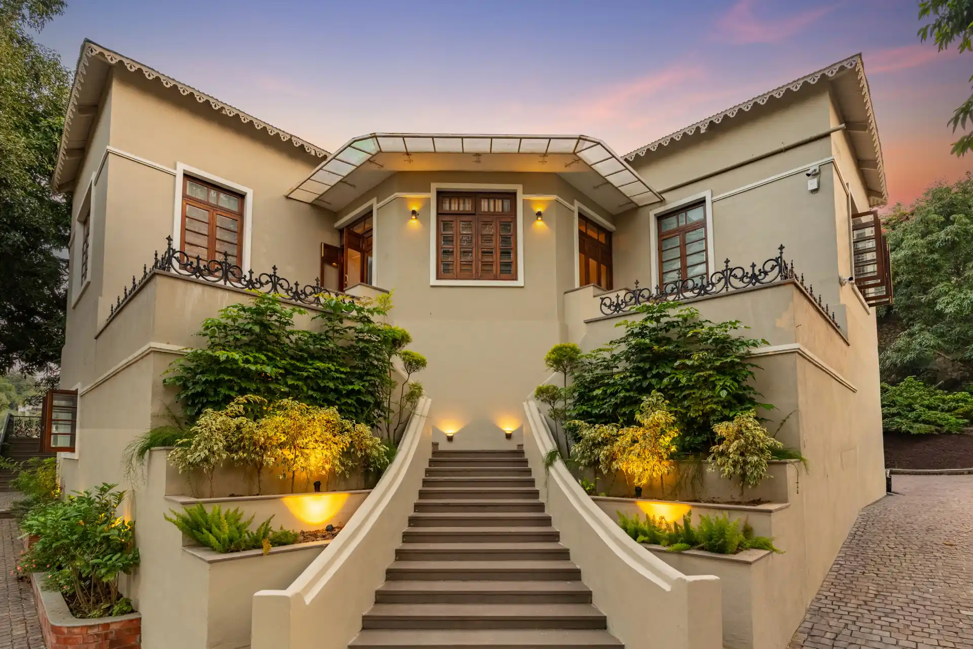10 Bedroom Villa With Pool In Mount Abu - VODRJ321-MountAbu-banner
