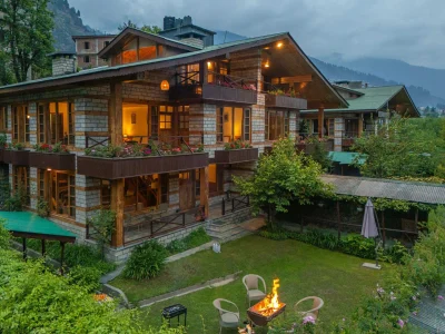 Luxury 9 BHK Villa With Lawn In Manali - VODHP30-Manali-banner