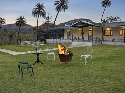 Luxury 5 BHK Mountain View Villa - VODRJ90-MountAbu-banner