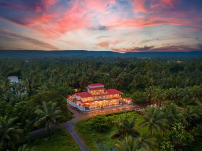 VODGA13 - White Whale - Parra banner